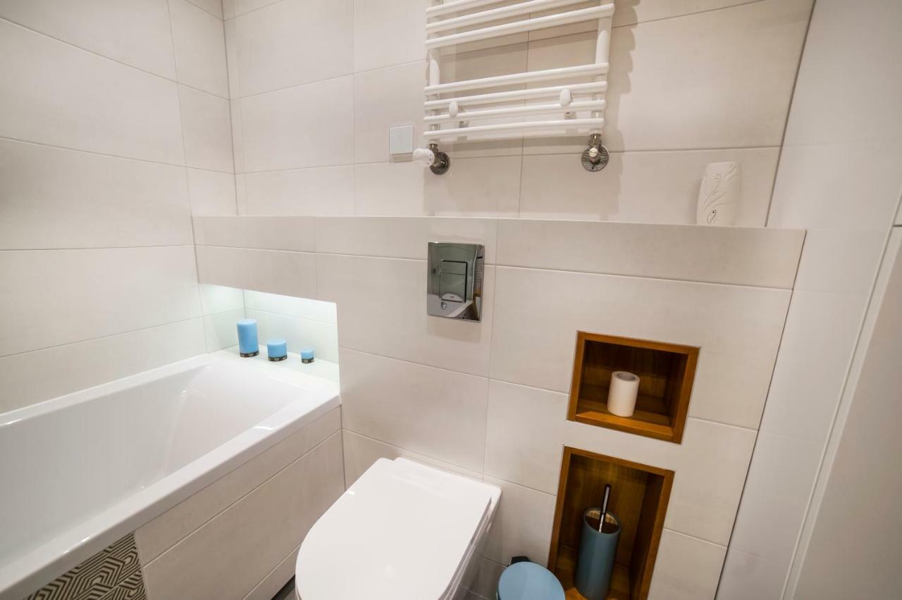 Urban Apart Uniejow Apartment Ngoại thất bức ảnh
