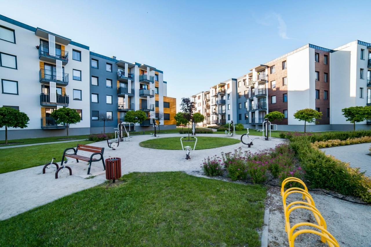 Urban Apart Uniejow Apartment Ngoại thất bức ảnh